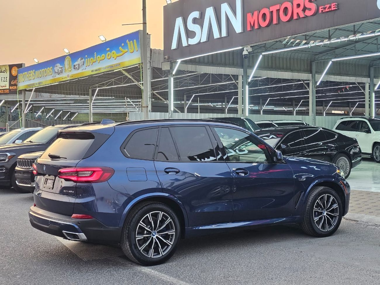 BMW X5 BMW X5 xDrive45e  hybrid 2023