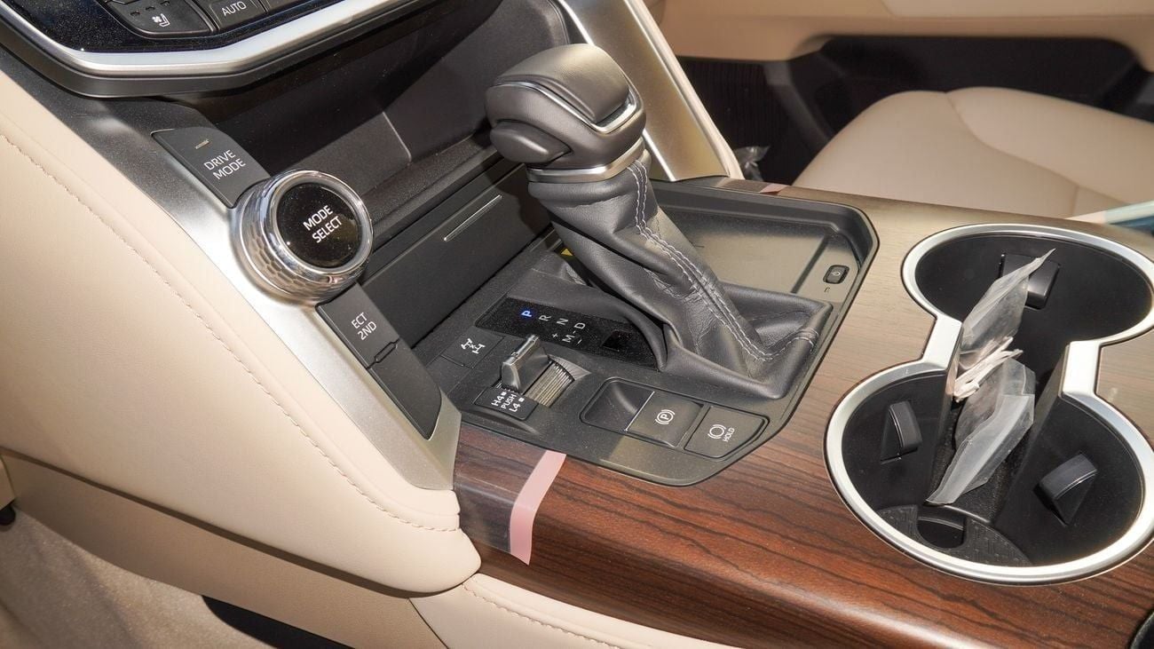 تويوتا لاند كروزر GXR TWIN TURBO 3.3L DIESEL