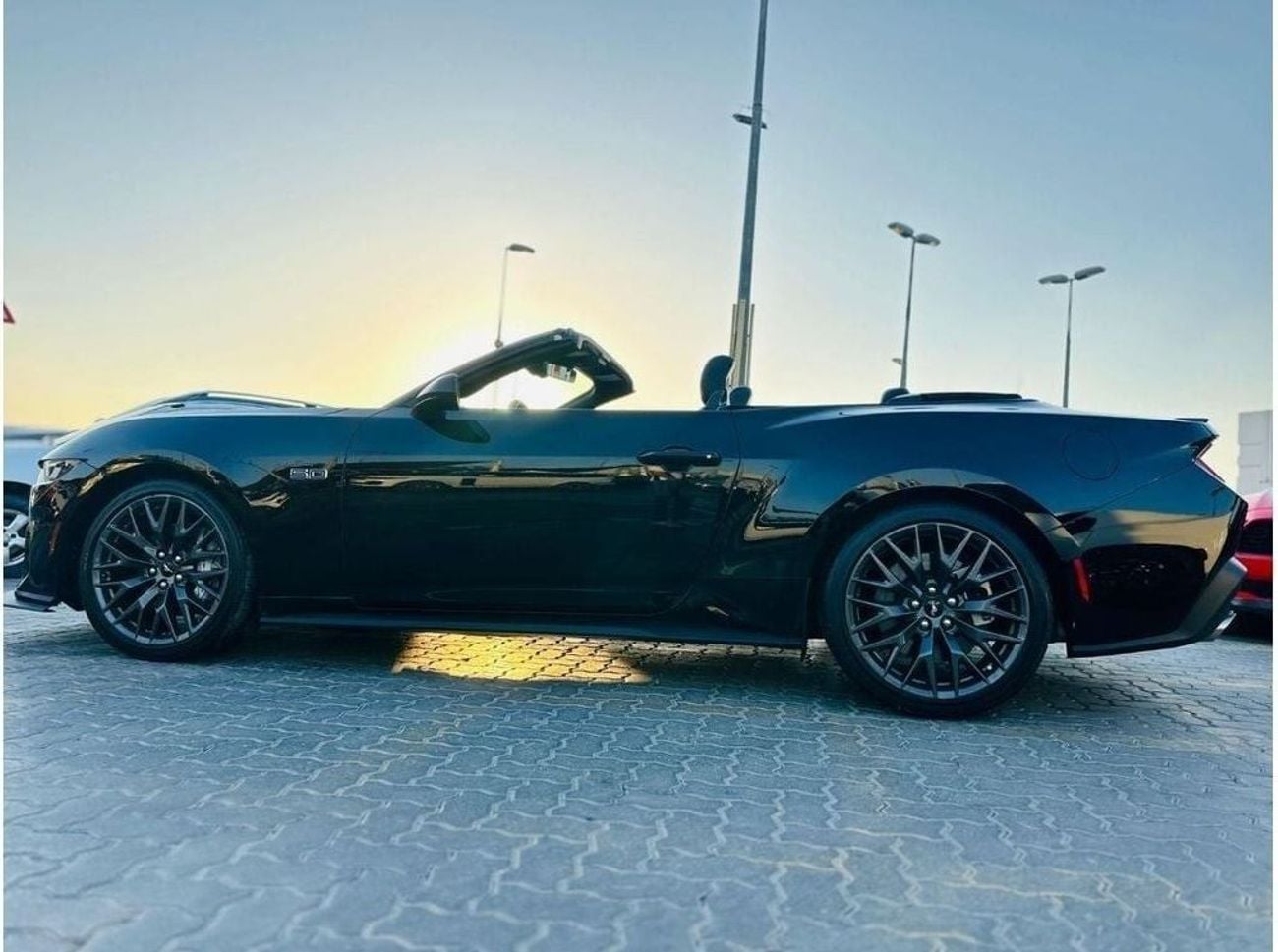 Ford Mustang GT Premium 5.0L (435 HP) Convertible A/T | Monthly AED 3070/- | 0% DP | Digital Cluster | # 10488
