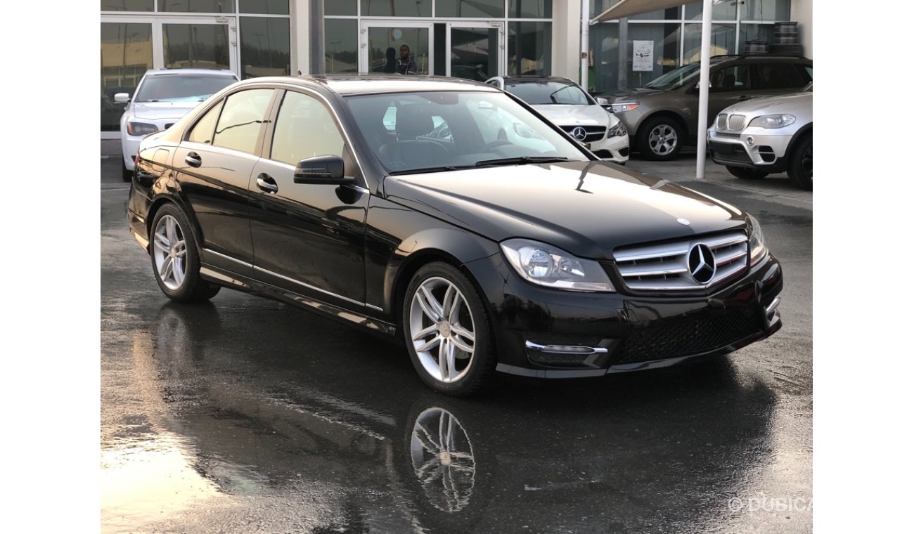 Mercedes-Benz C 300 MERCEDES BENZ C300 MODEL 2012 CAR PREFECT CONDITION FULL OPTION SUN ROOF LEATHER SEATS BACK CAMERA B