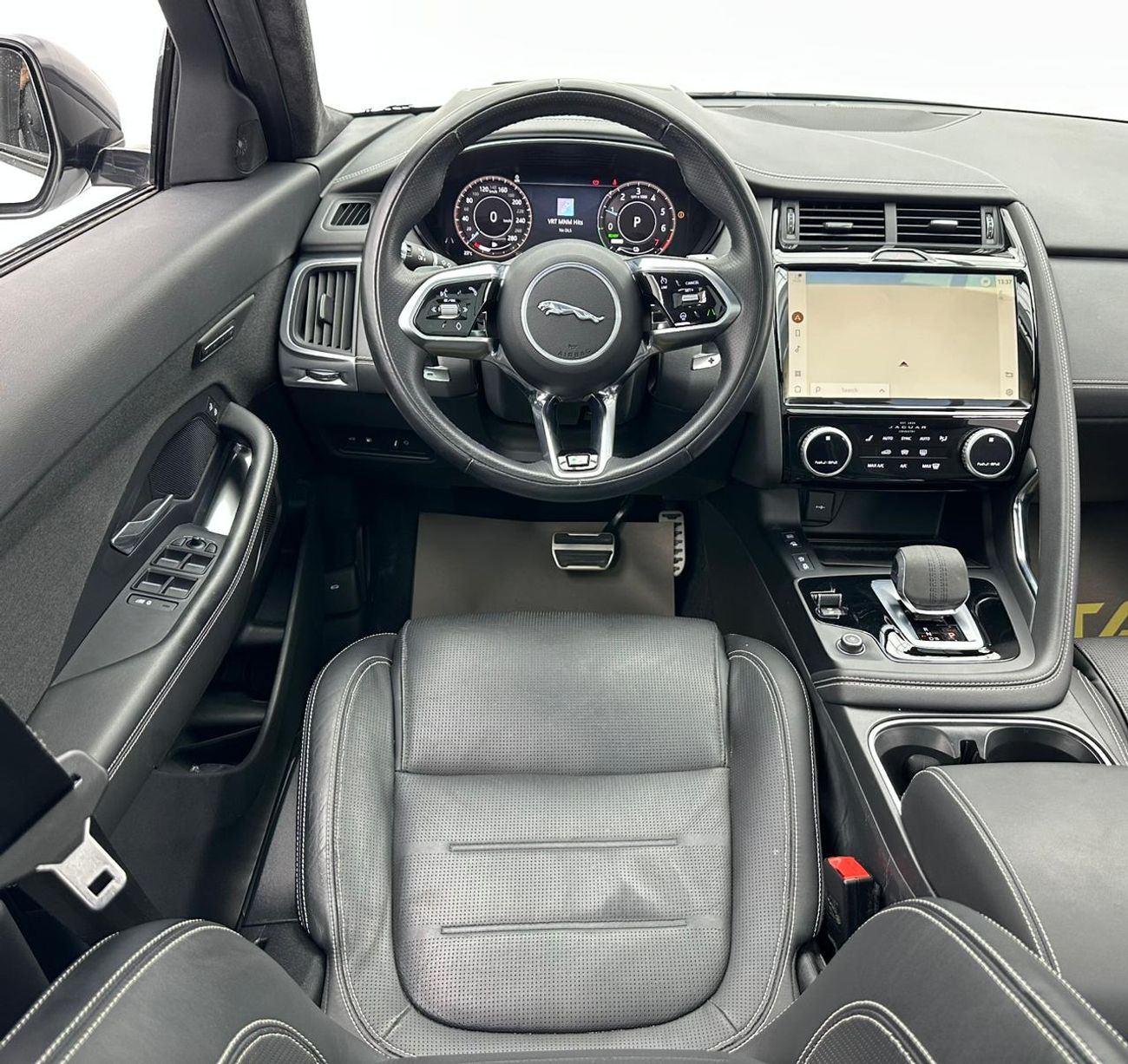 Jaguar E Pace 2021 Jaguar E-Pace P300e, 1 Year Warranty Unlimited, Excellent Condition