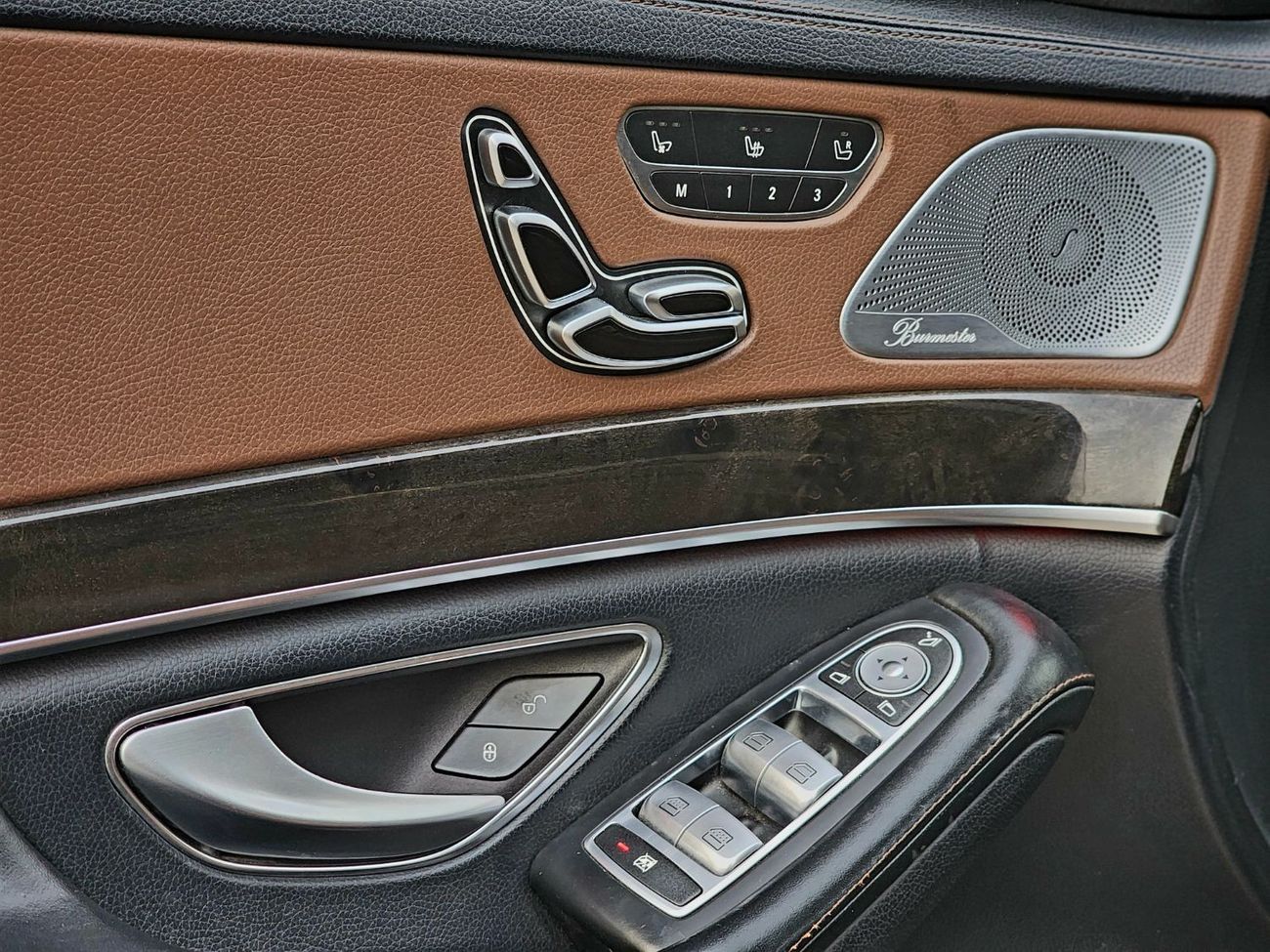 مرسيدس بنز S 550