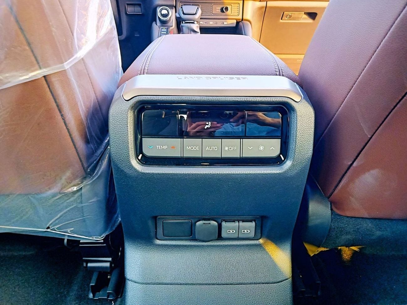 تويوتا برادو Toyota Land Cruseir Prado  2.8L  Diesel  Turbo 4*4 Full Option  7 Seats White Color 2026 Model