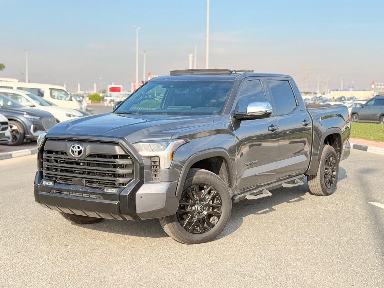 Toyota Tundra Limited edition// panoramic, 360 camera// full option 2025
