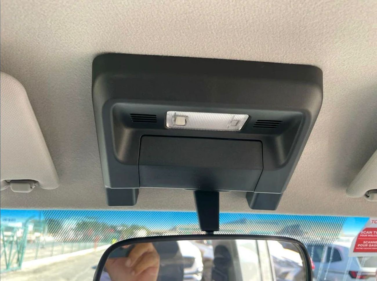 تويوتا لاند كروزر 70 Land Cruiser Hard Top LC76 HARD 2025