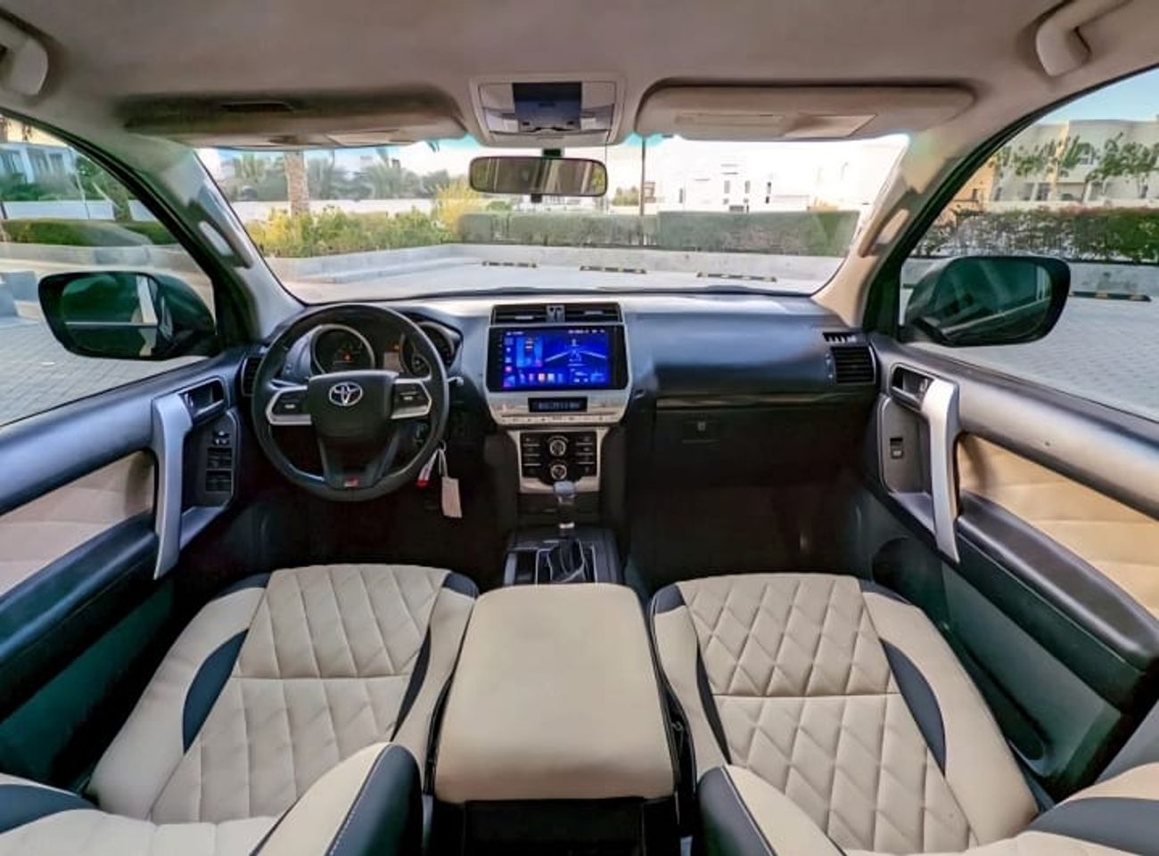 Toyota Prado TX-L 4.0L LHD-AUTOMATIC-PETROL-4WD-7 SEATS-5 DOORS