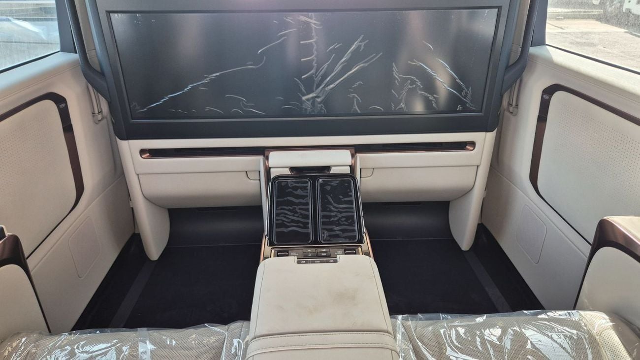 Lexus LM 350h 2025 LM350H 4-Seat VIP 10th digit VIN "S"