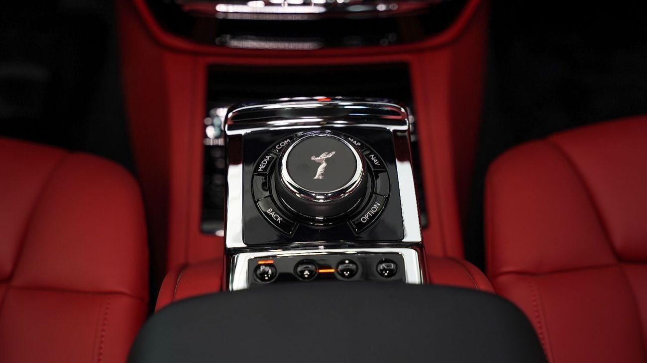 رولز رويس فانتوم Rolls-Royce Phantom “La Gondola” - (2023, 1-of-1)