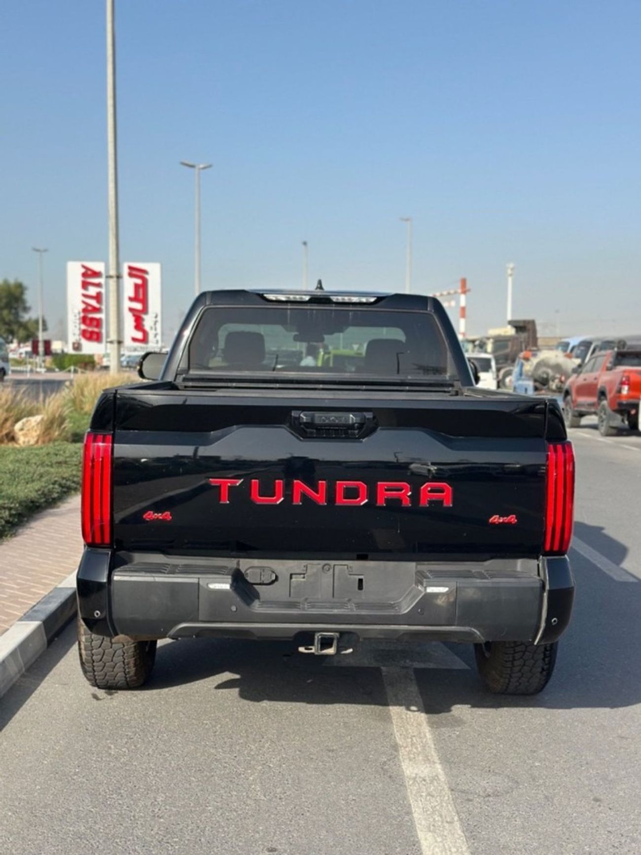 تويوتا تاندرا CREWMAX SR5 4WD