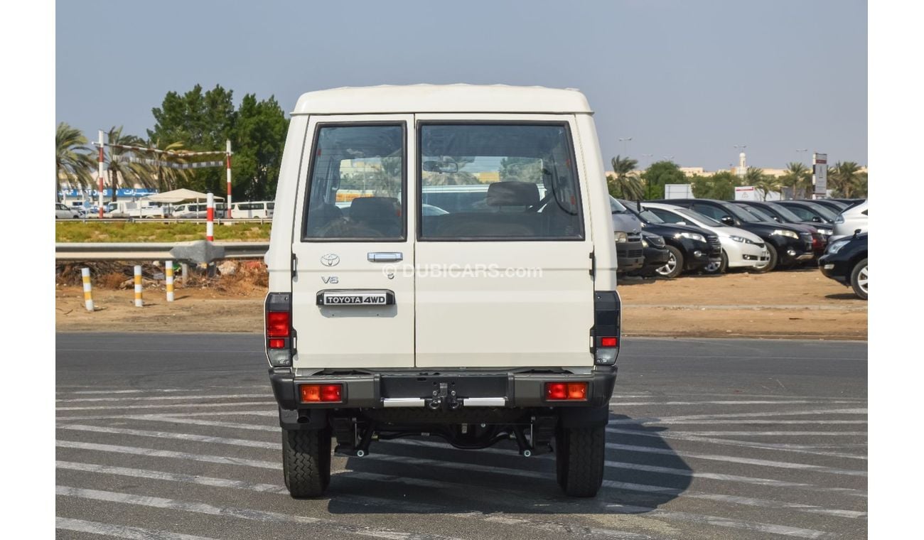Toyota Land Cruiser 70 TOYOTA LAND CRUISER 78 SERIES 4.5L V8 DIESEL SUV 2024 | MANUAL TRANSMISSION | FABRIC SEATS | POWERED