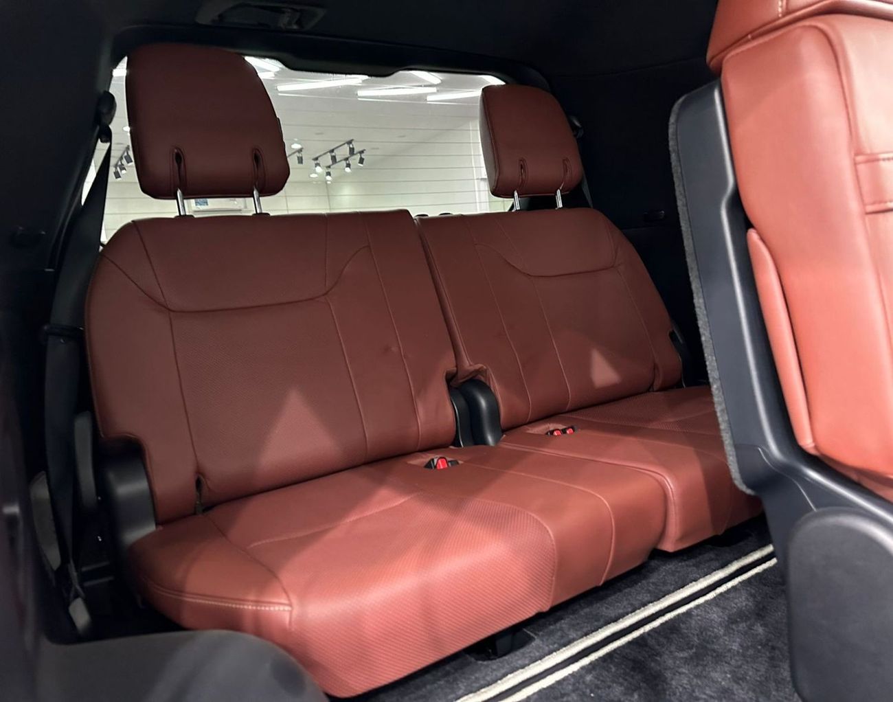 لكزس LX 570 2020 Lexus LX 570, Oct 2024 Al Futtaim Warranty, Full Service History, GCC