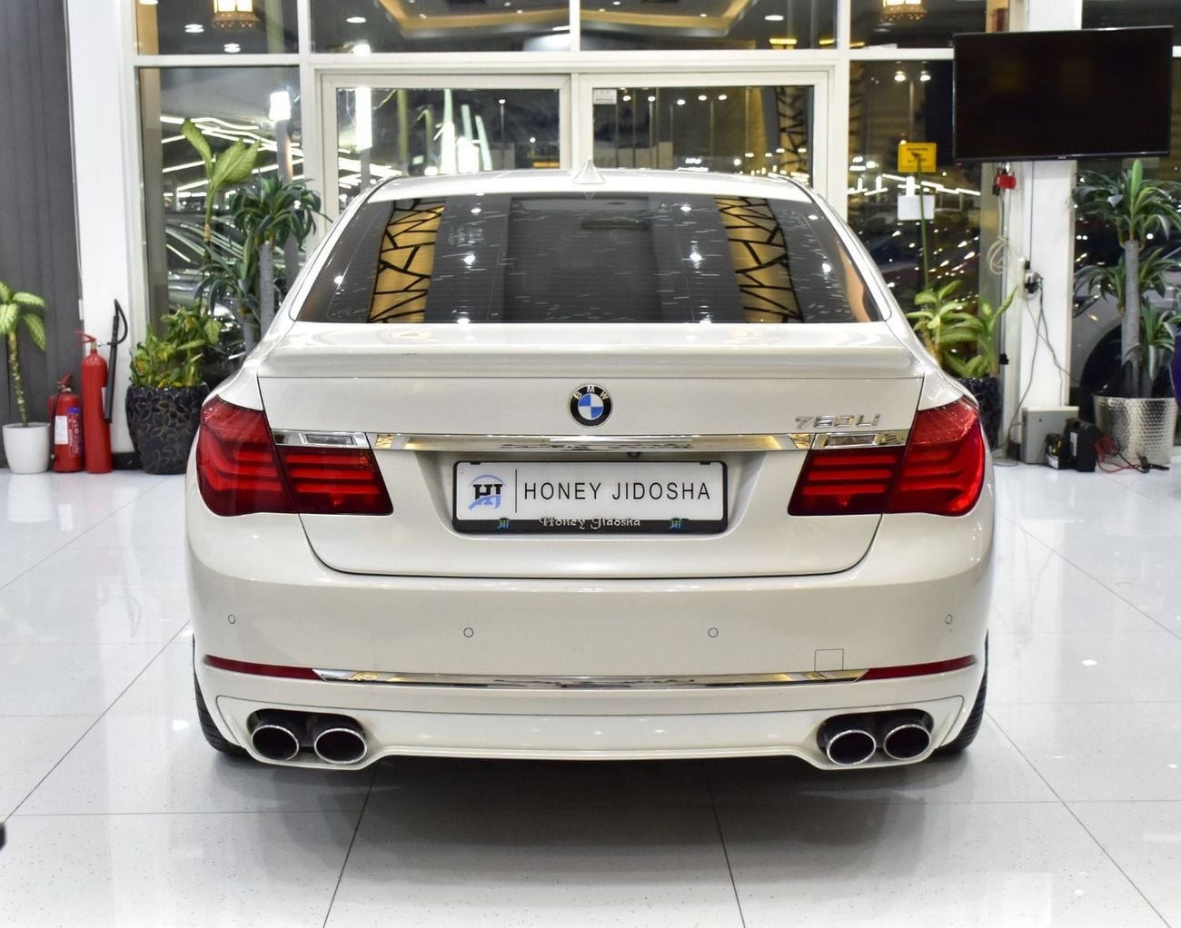 BMW 730Li INDIVIDUAL EXCELLENT DEAL for our BMW 730Li ( 2015 Model ) in White Color GCC Specs