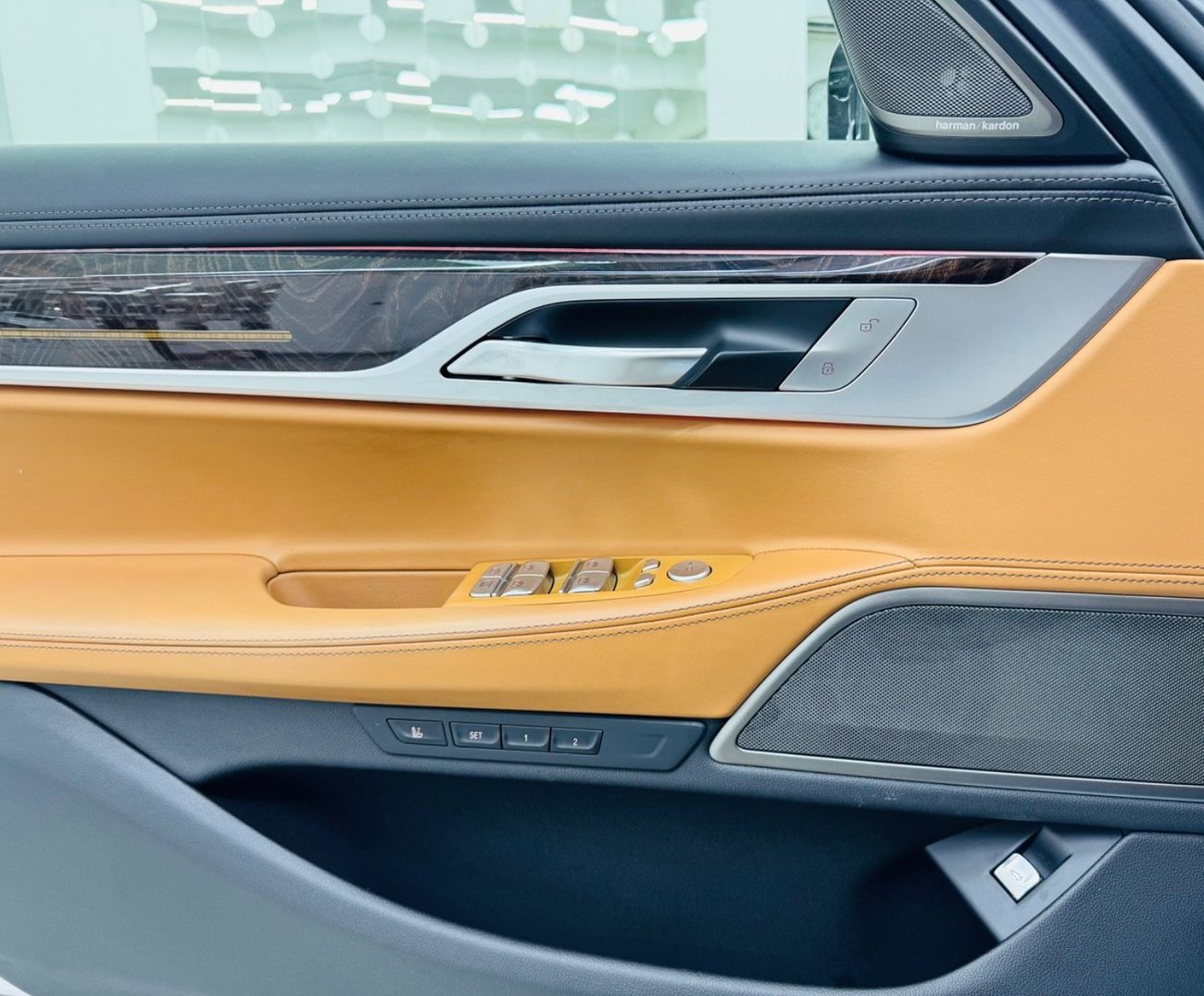 BMW 730Li Luxury M Sport Package 2.0L