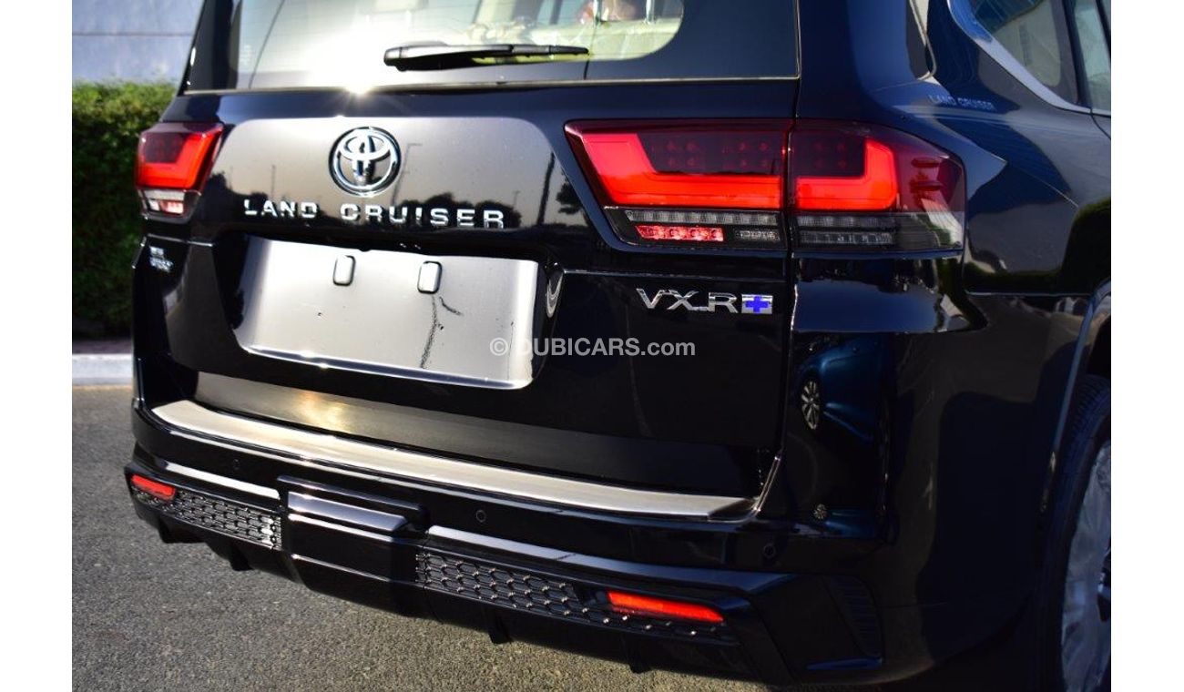 تويوتا لاند كروزر 300 VXR+ V6 3.5LTT 4WD 7-Seater AT