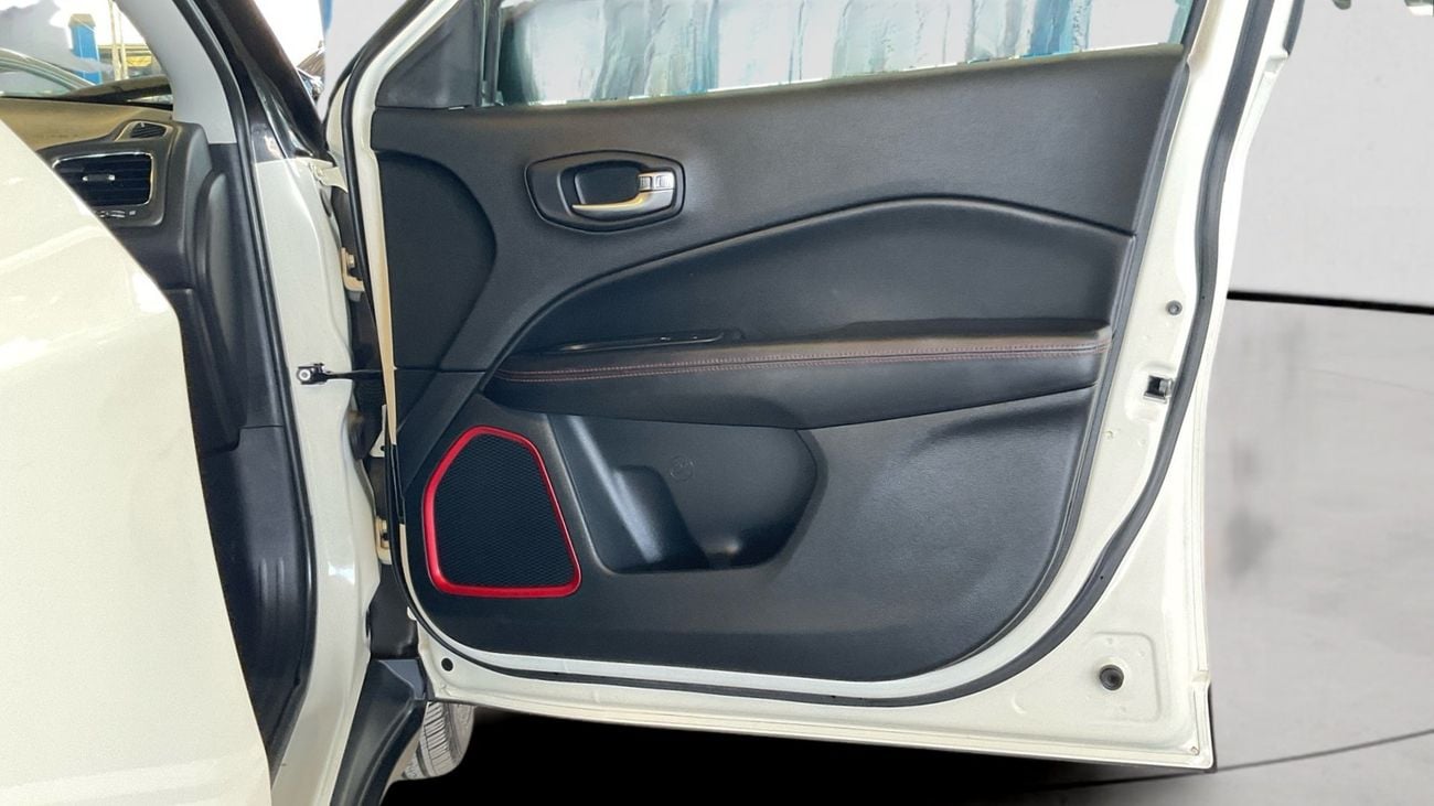 Jeep Compass Trailhawk 2.4L (172 HP) Trailhawk | Guaranteed Warranty | 0 Down Payment