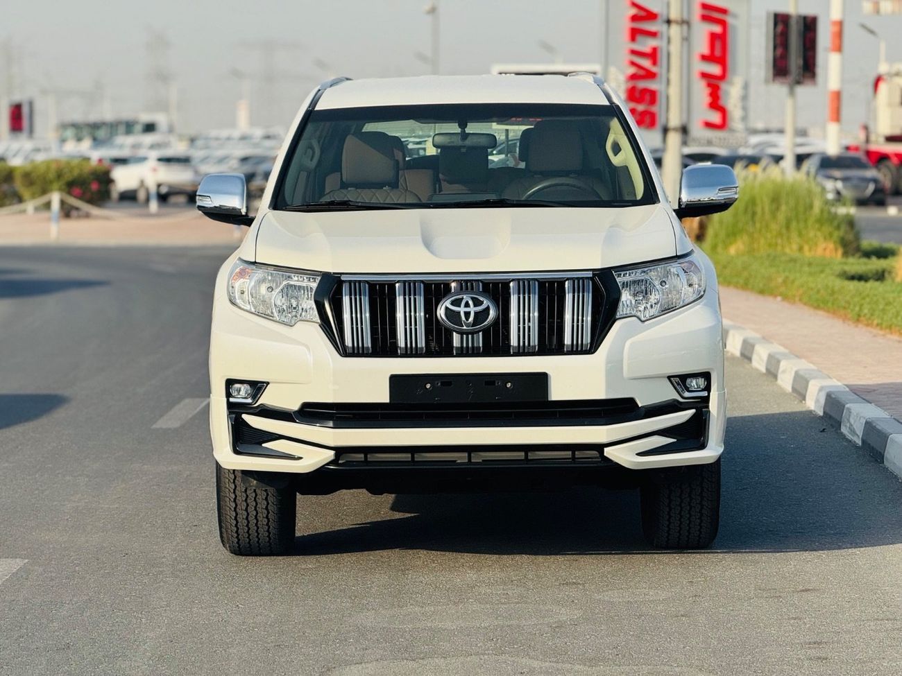 تويوتا برادو Toyota prado 2019 v4 2.7L full options