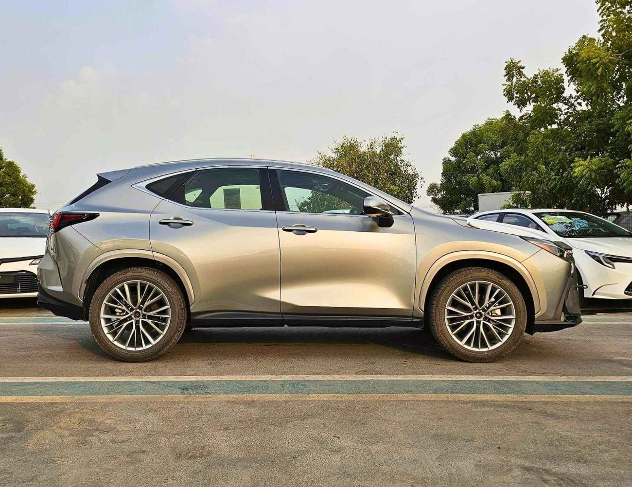 لكزس NX350 PREMIER TURBOCHARGED/2.4L PETROL WITH 275 HP/FULL OPTION/CODE#NXP3E
