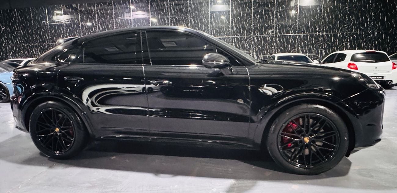 Porsche Cayenne S Coupe 2024 Porsche Cayenne Coupe S Black Edition, With Ali and Sons Warranty till Feb 2026