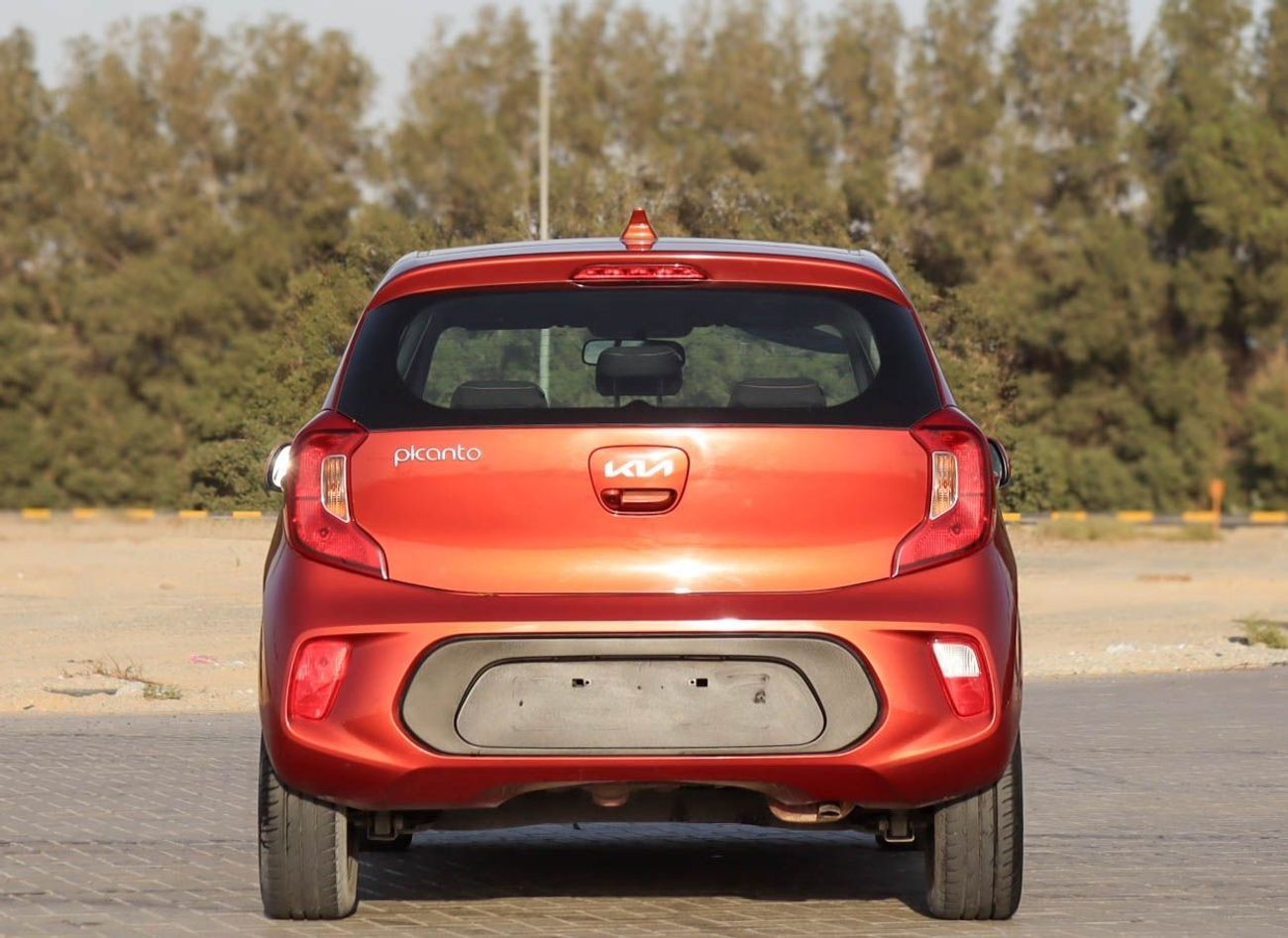 Kia Picanto 1.2L EX Kia Picanto 1.2L 2023 GCC original paint, accident-free, in excellent condition, 598 P.M