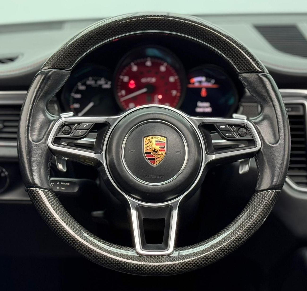 بورش ماكان GTS 2.9L (435 HP) 2017 Porsche Macan GTS, 2026 Porsche Warranty, Porsche Service History, GCC