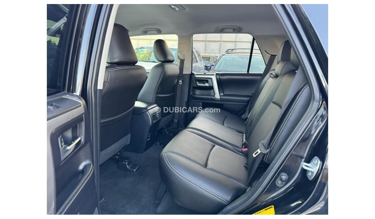 Used Toyota 4Runner 4x4 leather full option 2018 for sale in Dubai - 695756