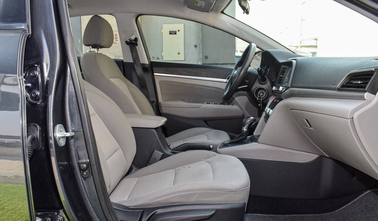 Hyundai Elantra Comfort 2.0L