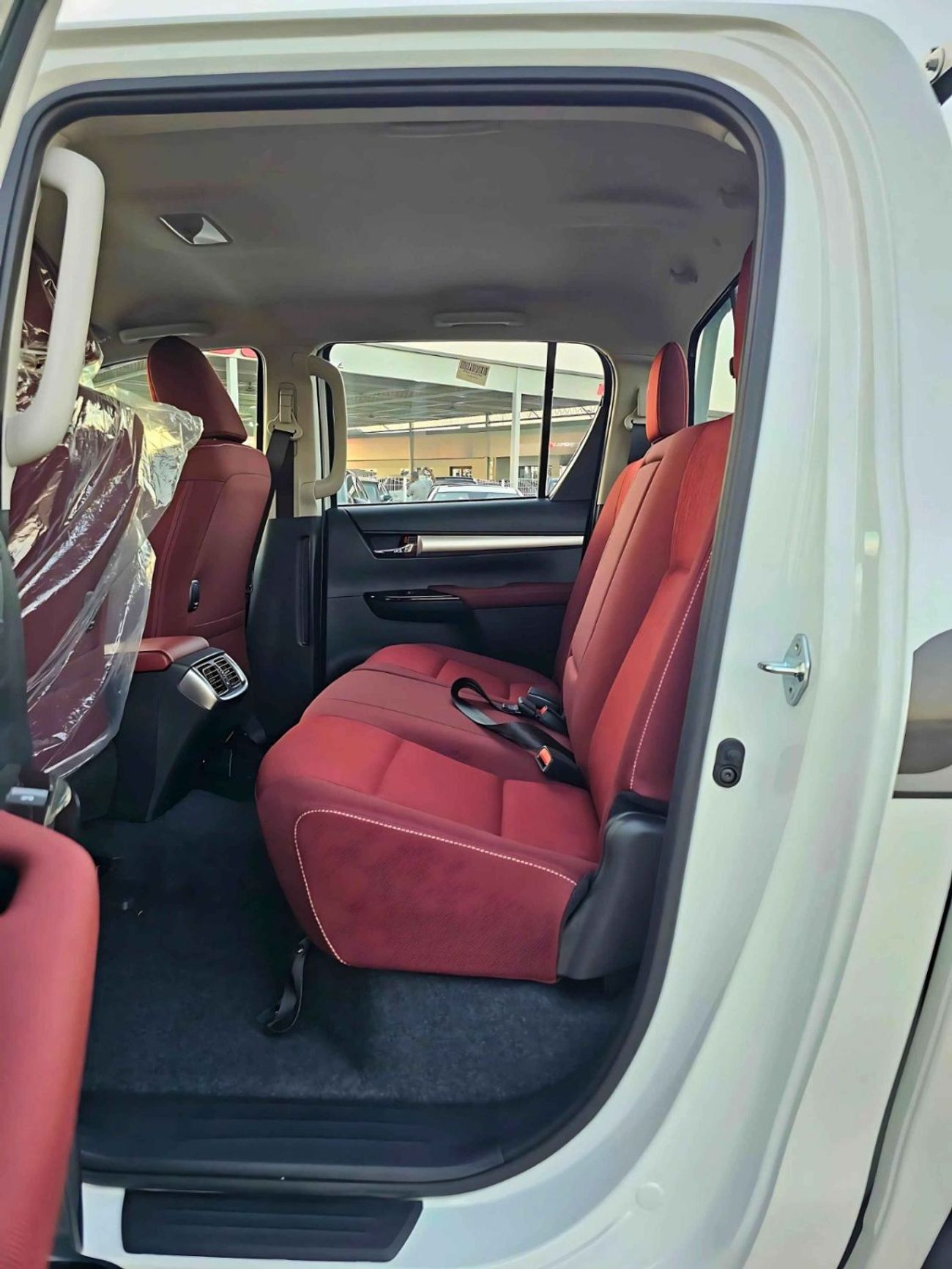 تويوتا هيلوكس 2026 Toyota hilux SR5 2.7L petrol AT