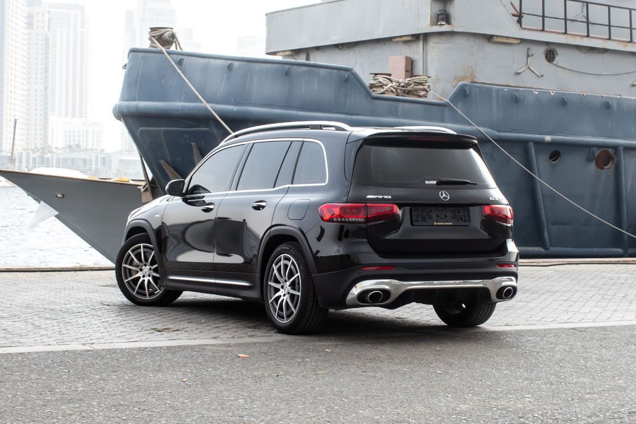 مرسيدس بنز GLB 35 AMG 4MATIC 2.0L