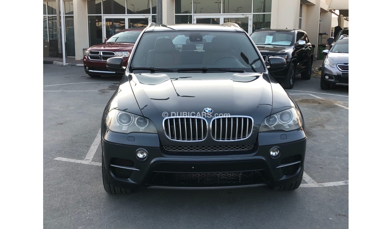 BMW X5 BMW X5 MODEL 2011 GCC CAR  PERFECT CONDITION FULL OPTION LOW MILEAGE