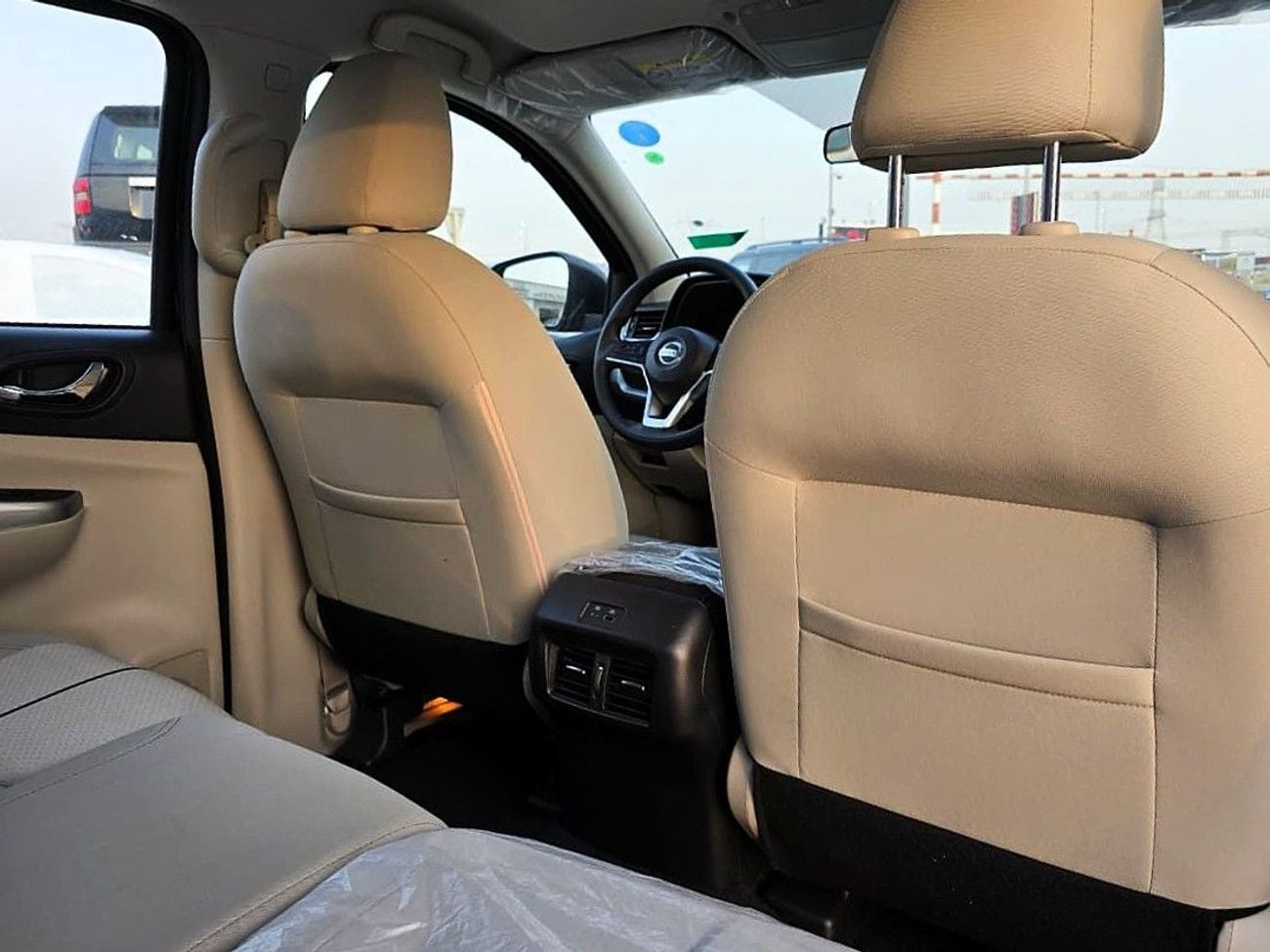 نيسان إكستيرا SE 2.5L RWD