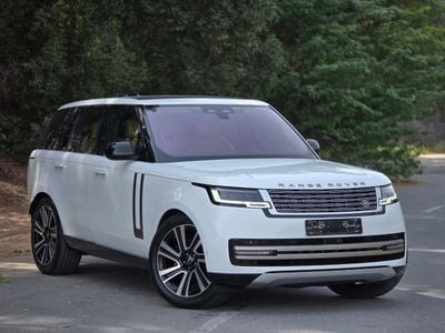 Land Rover Range Rover SE P400 3.0L RANGE ROVER SE 2023 GCC // FULL OPITION // PERFECT CONDITION // LOW MILEAGE