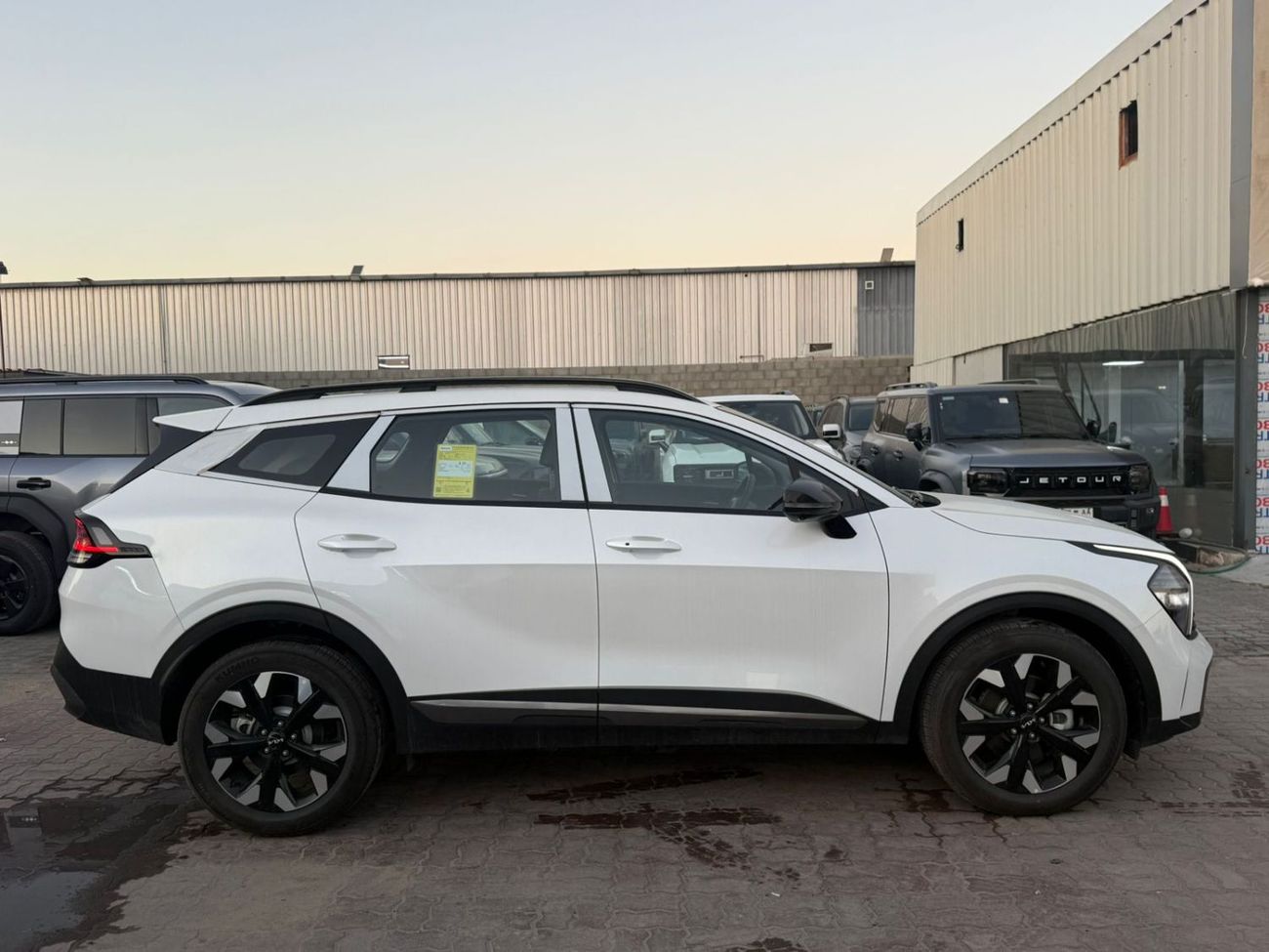 كيا سبورتيج LX 2.0L