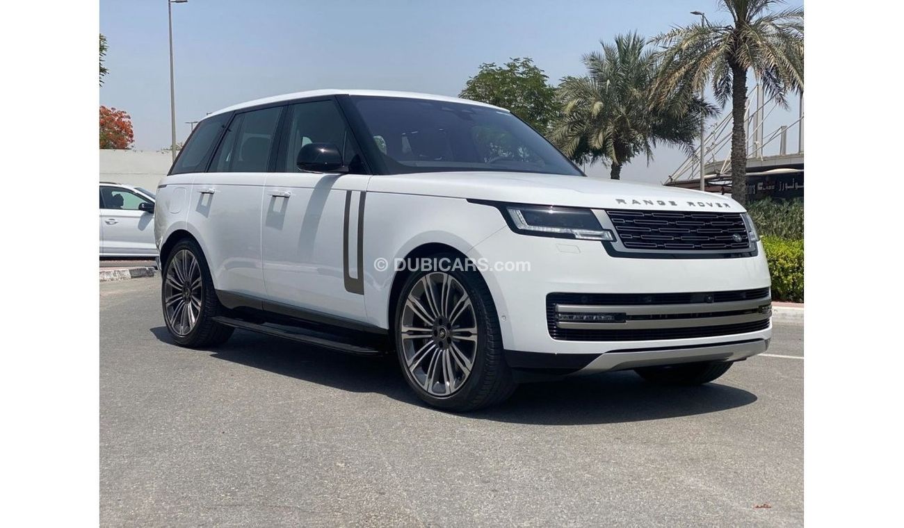 Land Rover Range Rover GCC SPECC UNDER WARRANTY AND SERVICE CONTRACT