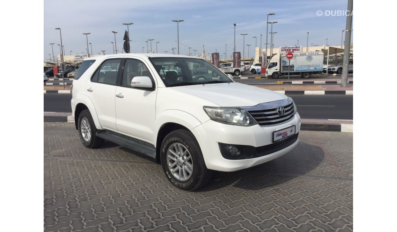 Toyota Fortuner SR5