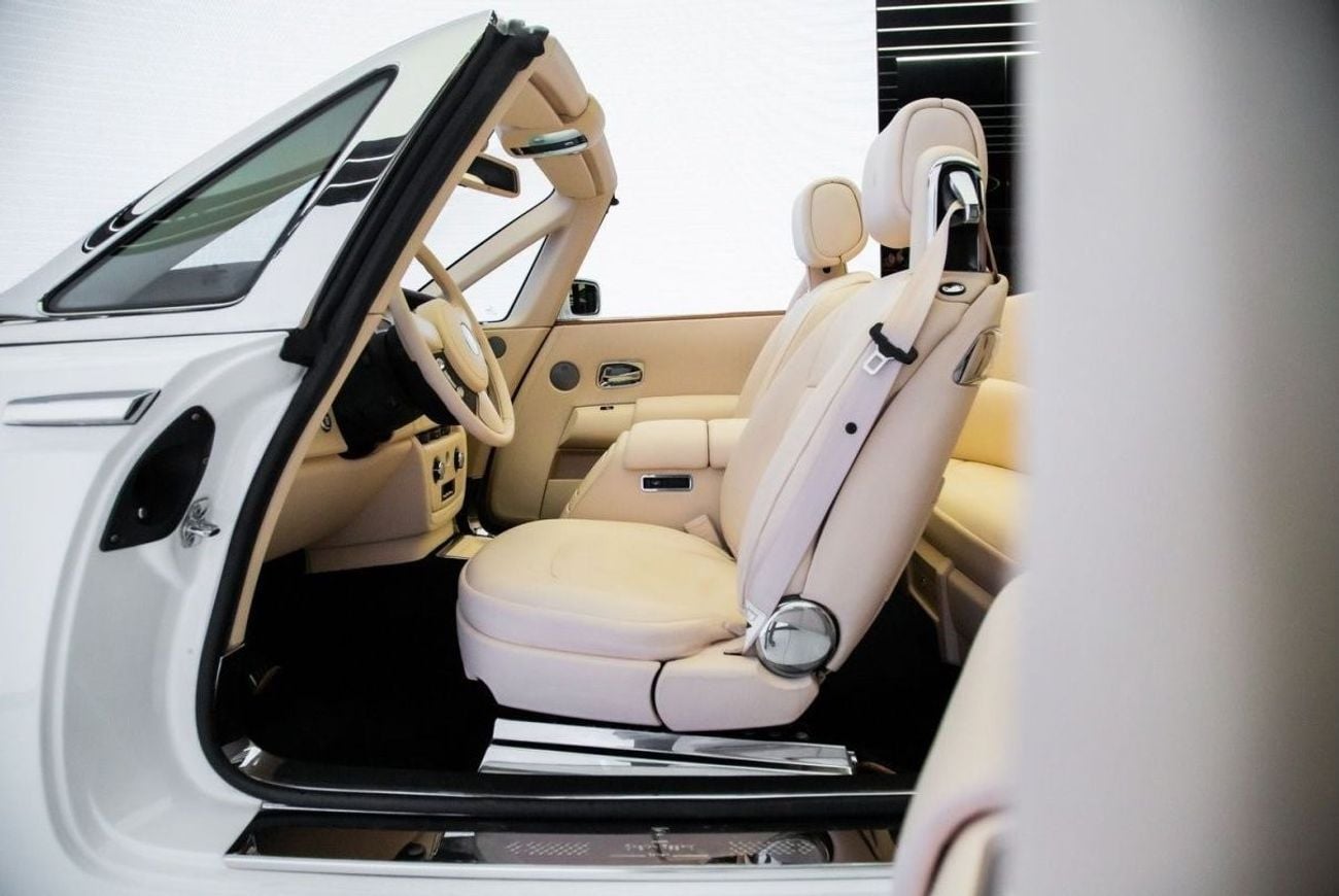Rolls Royce Phantom STD DROPHEAD