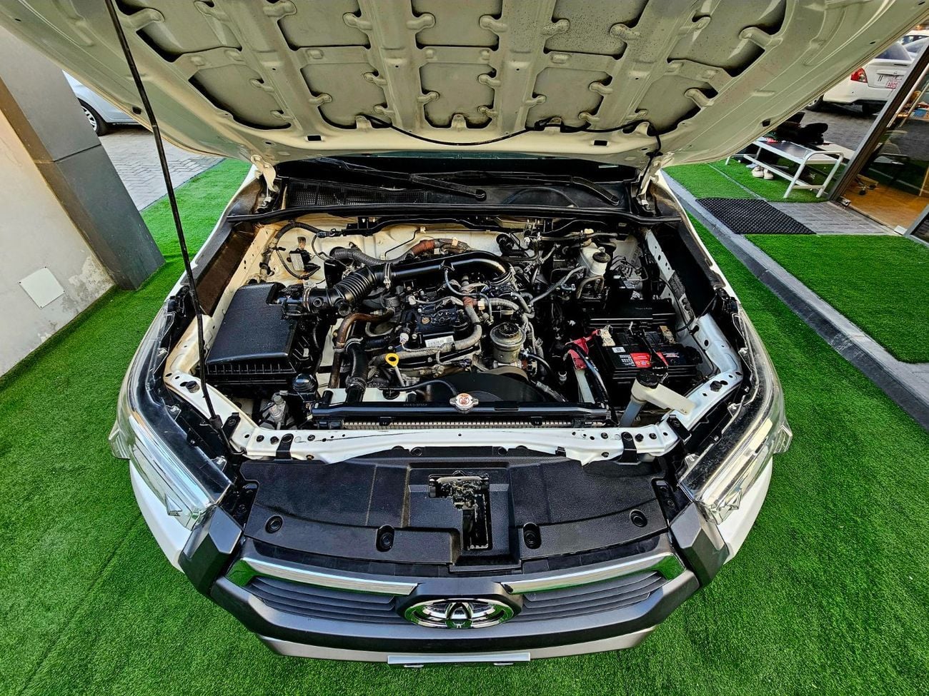 Toyota Hilux PATROL/ AUTO GEAR/ WIDE BODY / AUTO WINDOWS / FULL OPTION