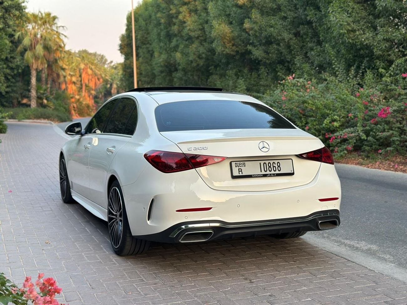 مرسيدس بنز C 200 2024 | GCC Specs | Low Mileage | 1.5L | Full Option | Perfect Condition
