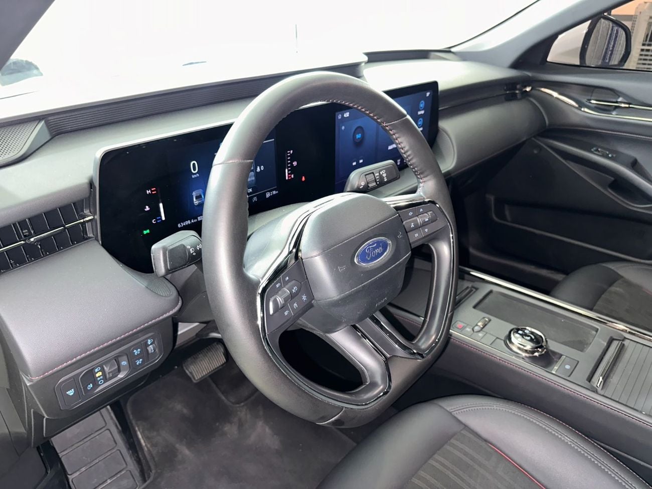Ford Taurus TREND / AL TAYER MOTORS AL QOUZ SHOWROOM