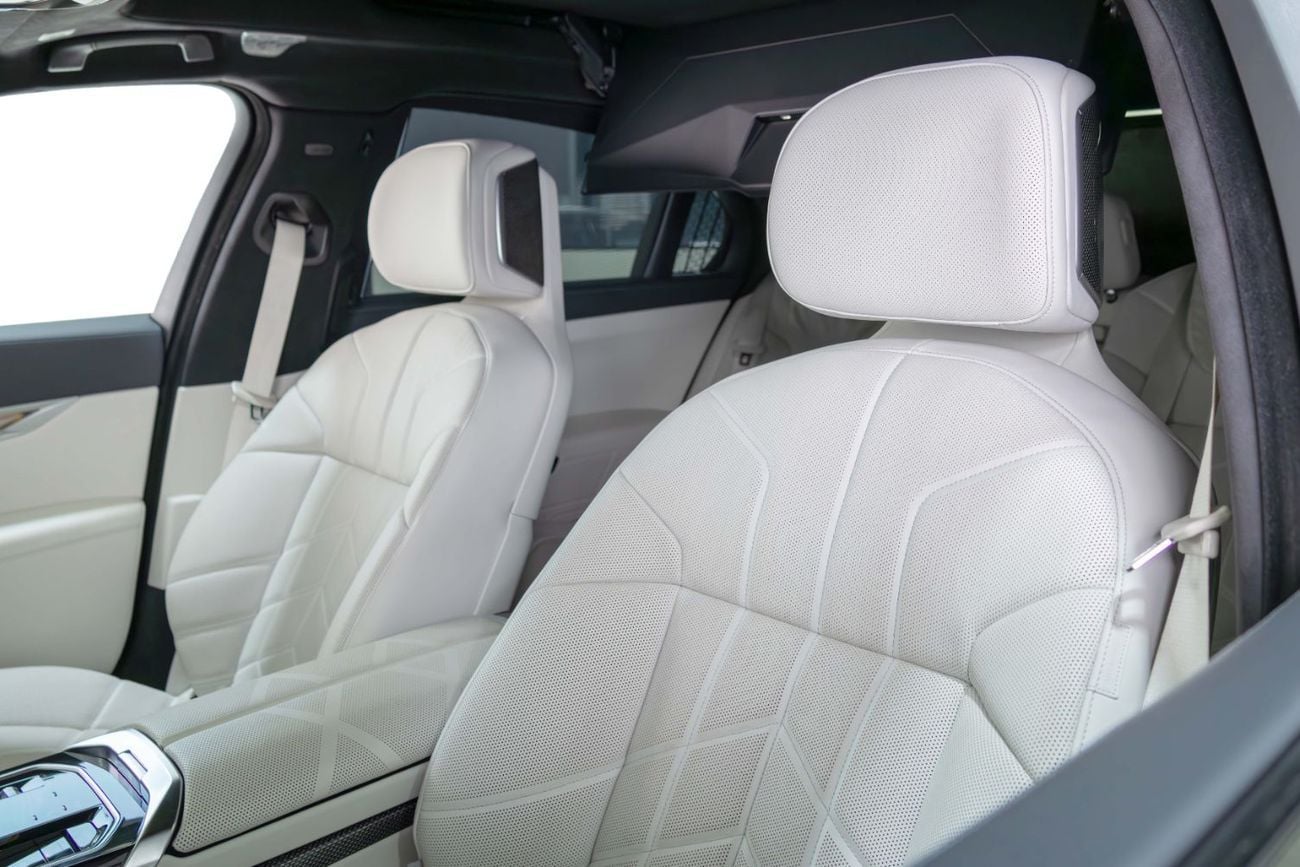 BMW M760e Frozen Black Matt-Special Order-High Specifications-M Sports Package-Rear Executive Lounge
