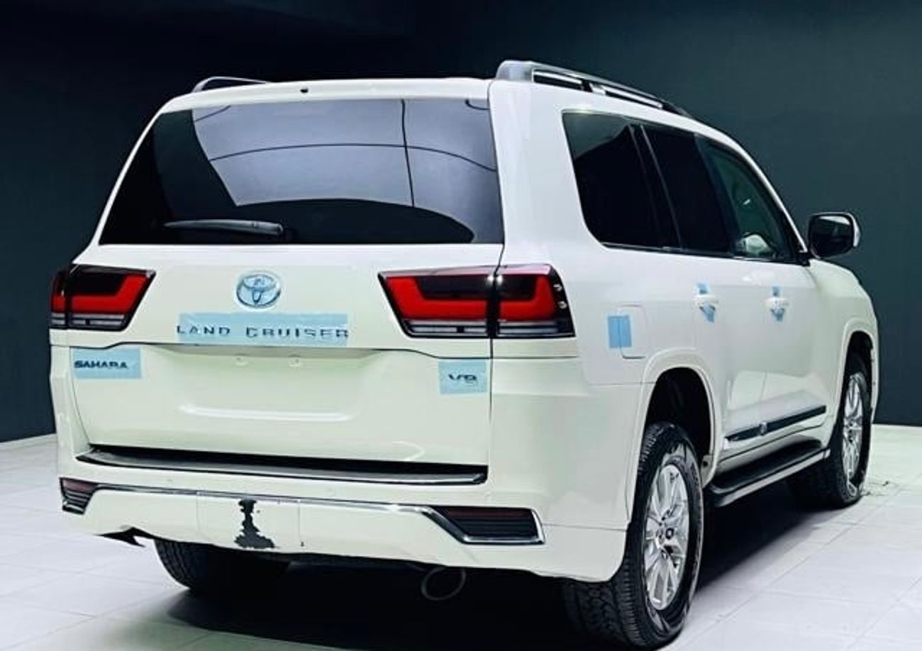 تويوتا لاند كروزر Sahara 2016 Model RHD Diesel Engine Full Option Facelift to LC300 2024 Very Clean And Perfect
