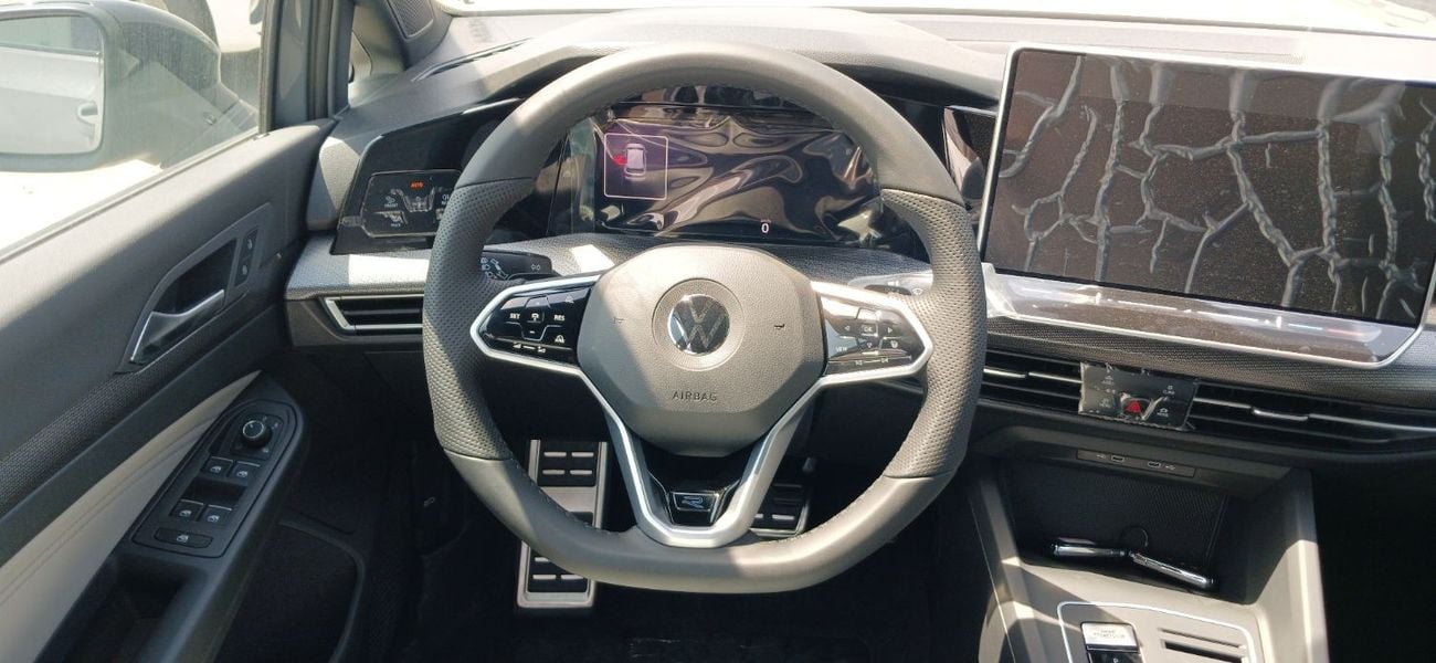 Volkswagen Golf Volkswagen Golf R-Line 1.5L Petrol 2025YM