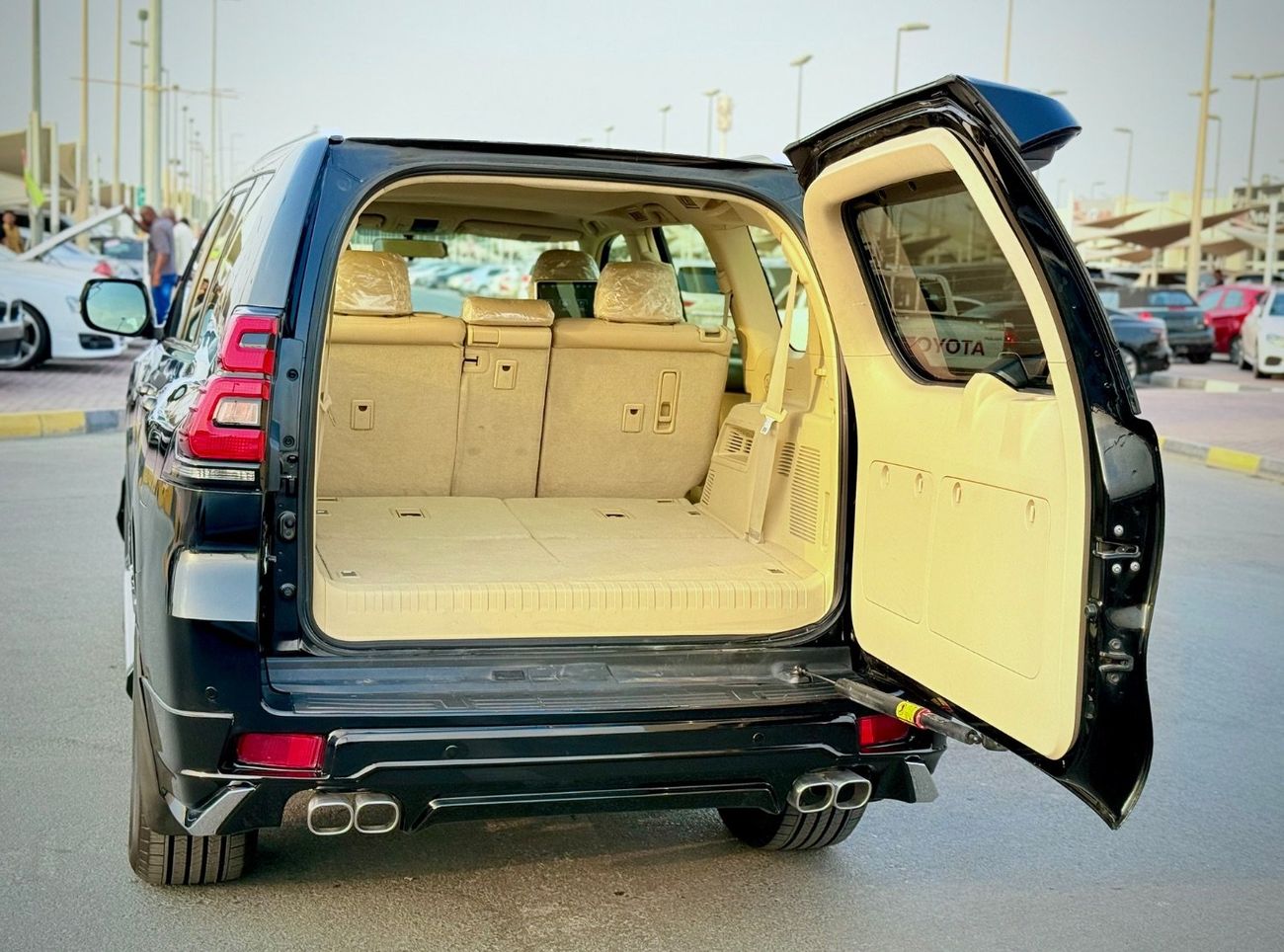 تويوتا برادو 2016 VXR Facelift To 2023 Shape LHD Full Option Top Of The Range Very Clean And Perfect Condition