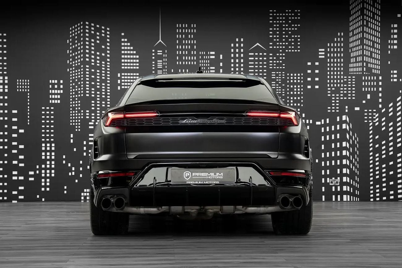 Lamborghini Urus LAMBORGHINI | URUS SE | FULL SPECS | 2025MY CARBON FIBER