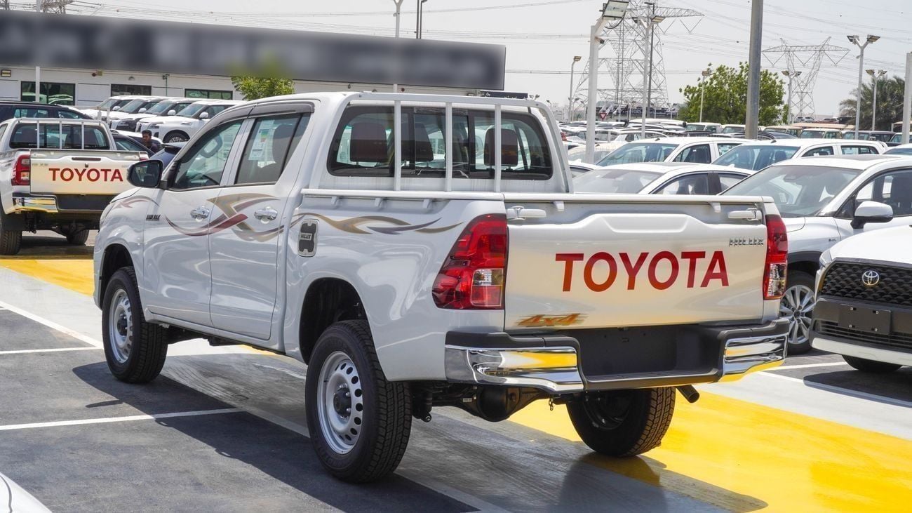 Toyota Hilux GL 2.4L Double Cab Utility