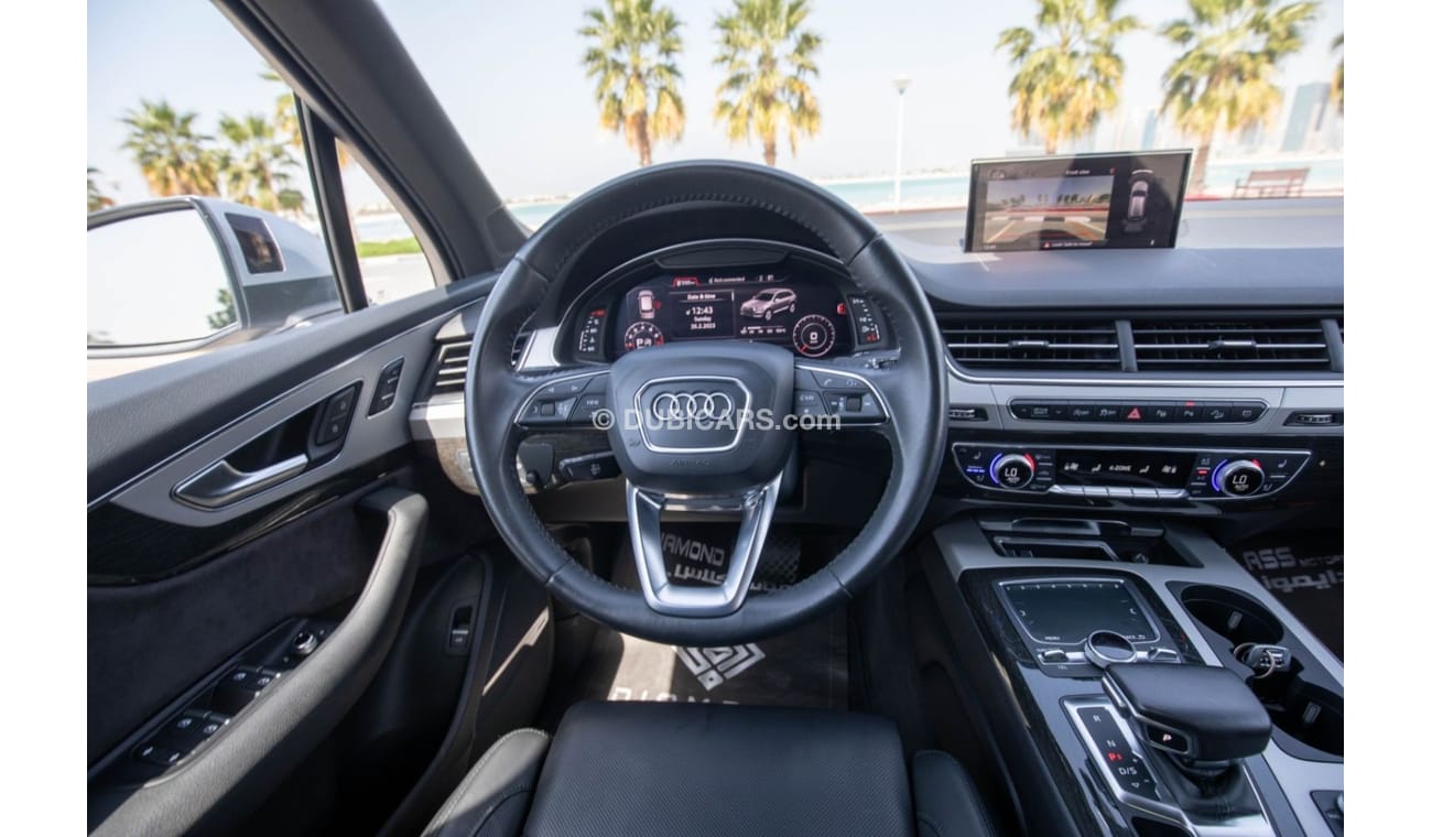 Audi Q7 45 TFSI quattro Audi Q7 TFSI 45 quattro Panoramic  2018 GCC Under Warranty