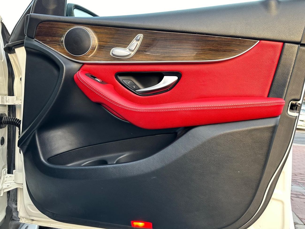 مرسيدس بنز GLC 300 AMG