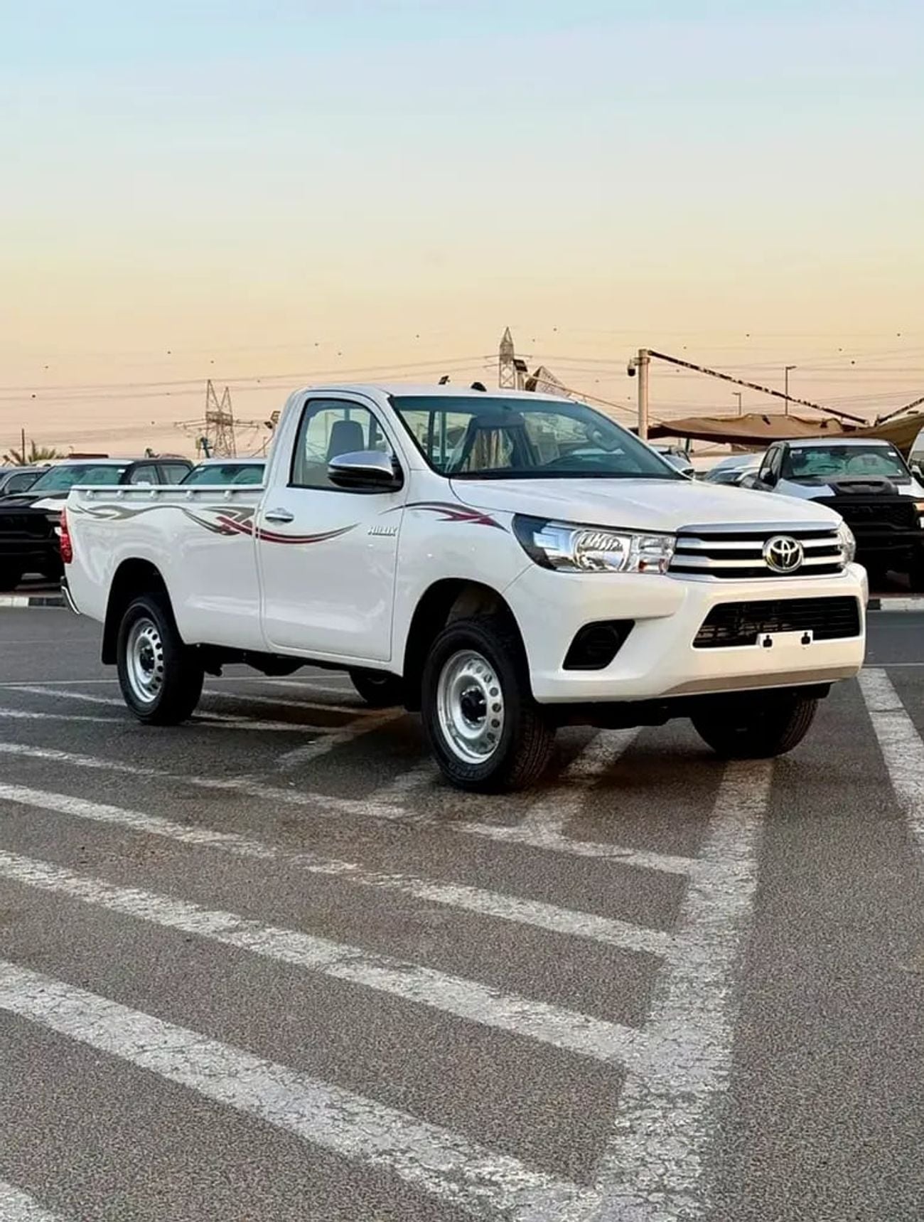 Toyota Hilux GL 2.7L PETROL GCC Specs