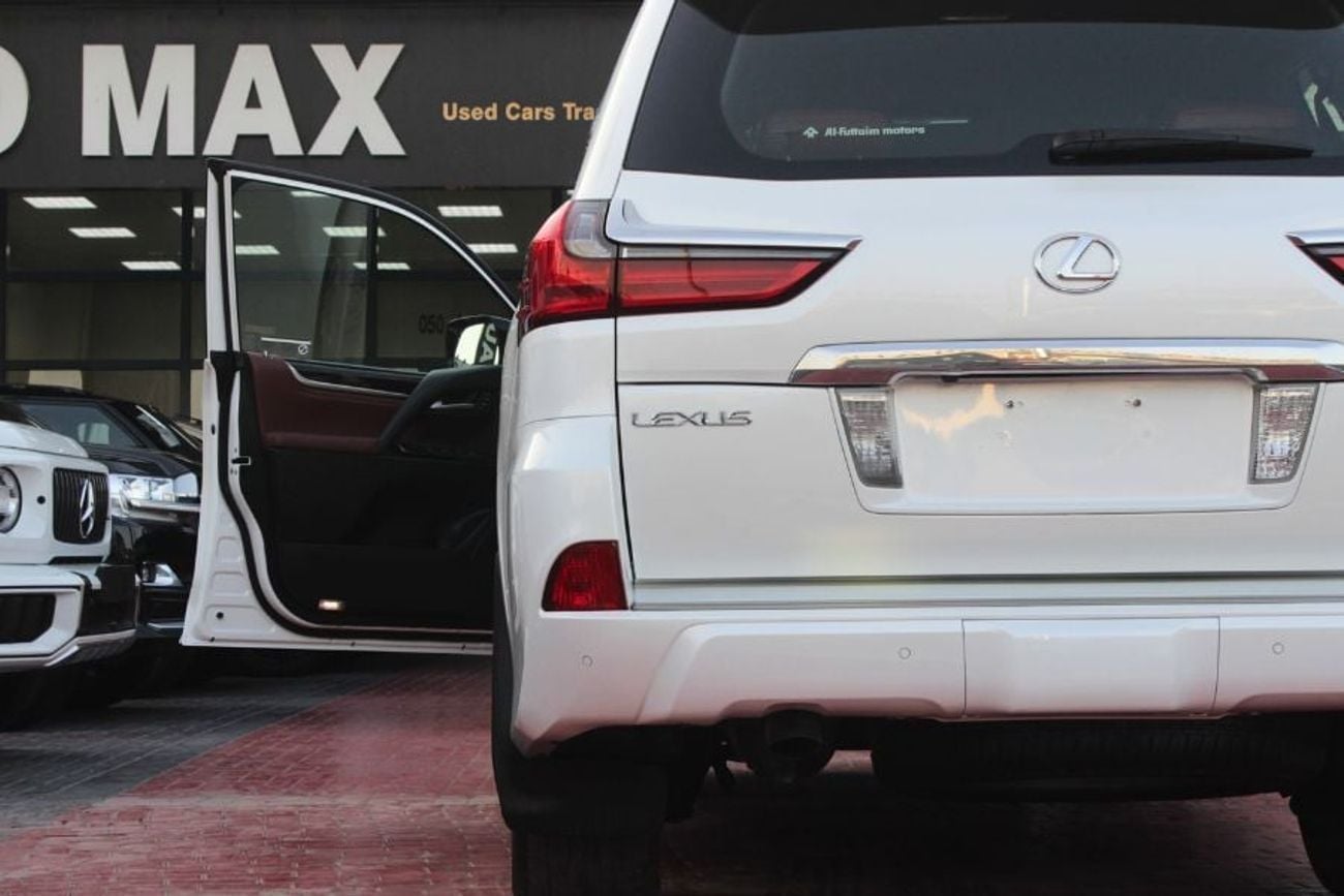 Lexus LX570 Platinum 5.7L,GCC