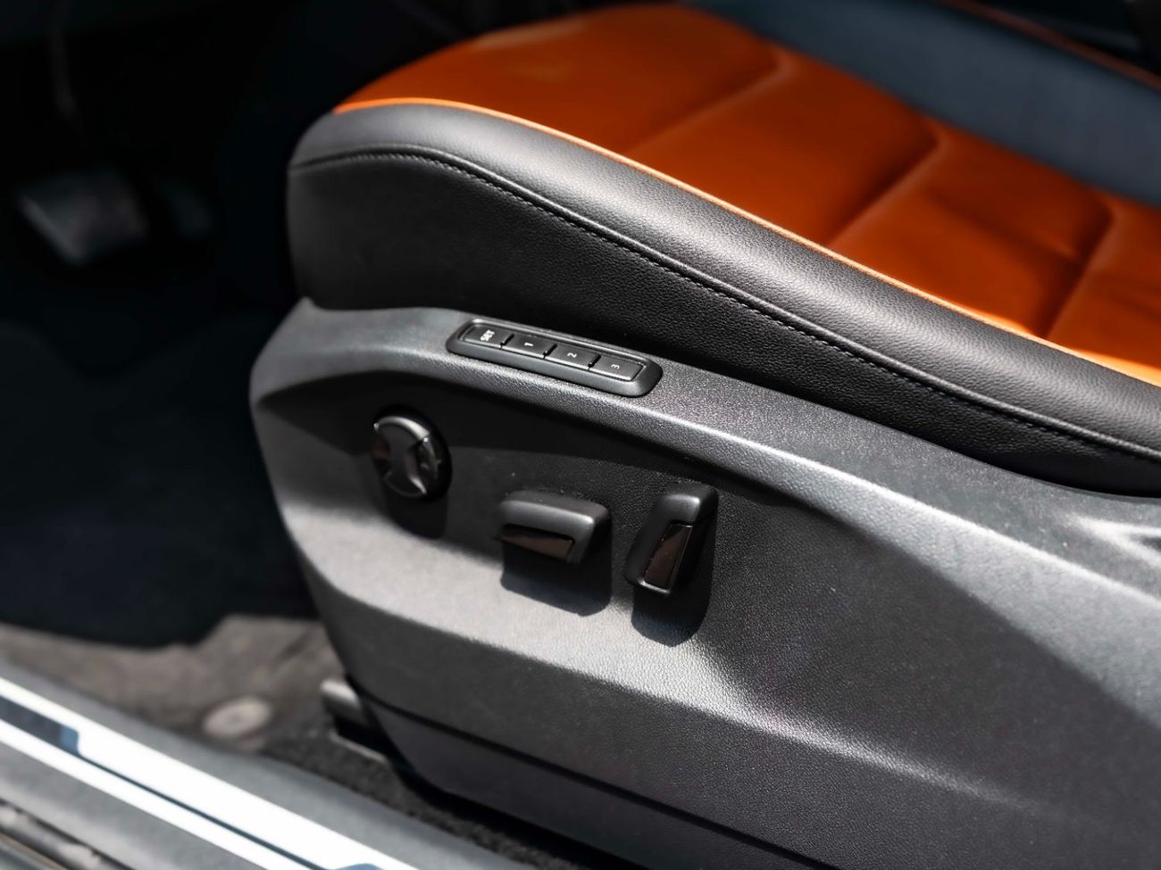 Volkswagen Tiguan SEL 2.0L