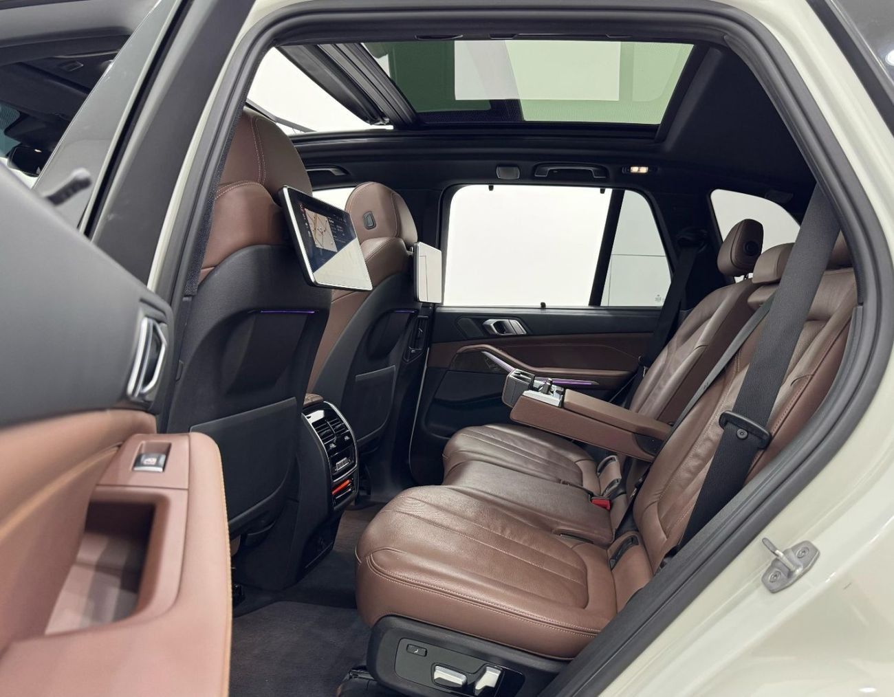 بي أم دبليو X5 40i M Sport Executive 3.0L 2020 BMW X5 xDrive40i M-Sport, 2025 BMW Warranty + Service Pack, Fully Lo